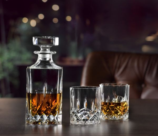 Hovedbilde Stiernholm Whiskyset