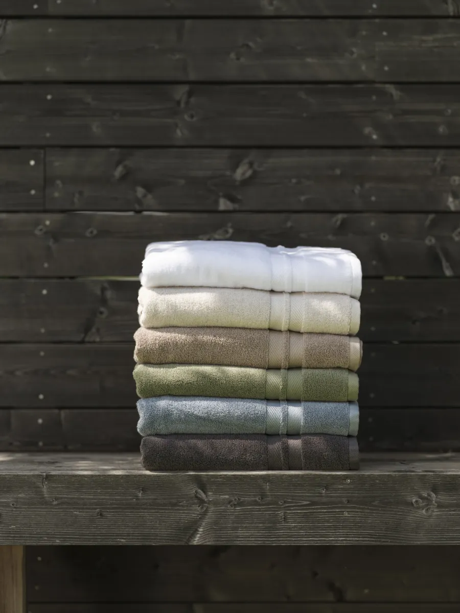 Halvor Bakke St. Paul håndkle 70x140 Beige